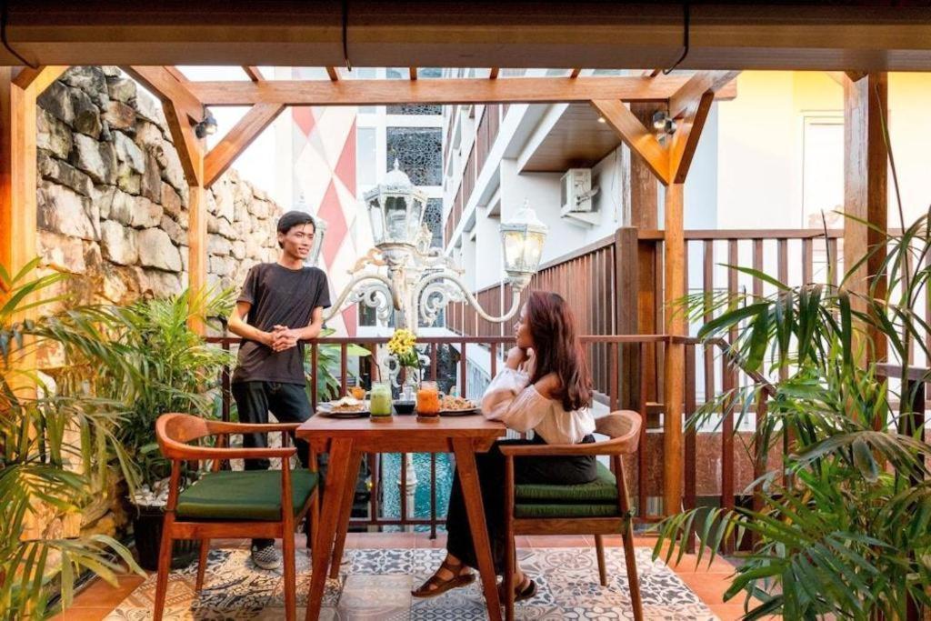 Hadi Poetra Hotel Kuta Lombok Exteriör bild