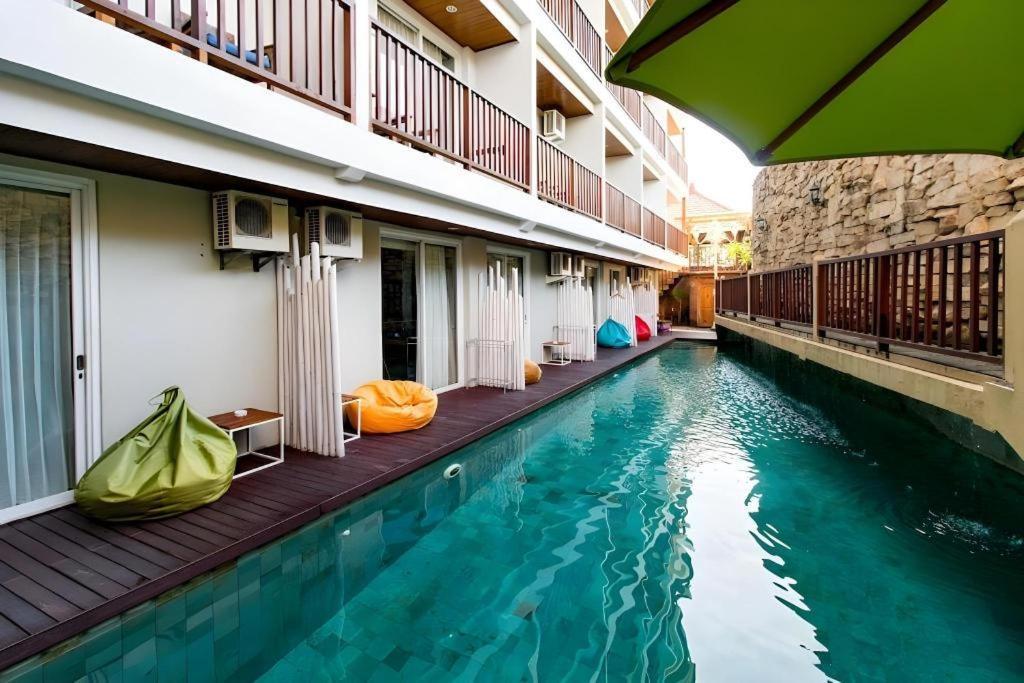 Hadi Poetra Hotel Kuta Lombok Exteriör bild