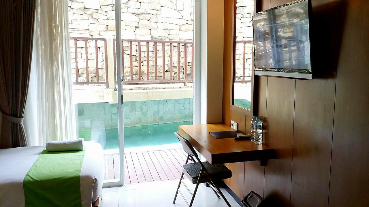 Hadi Poetra Hotel Kuta Lombok Exteriör bild